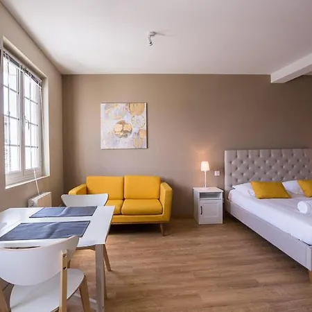 Studios Du Marche Au Bois Lejlighed