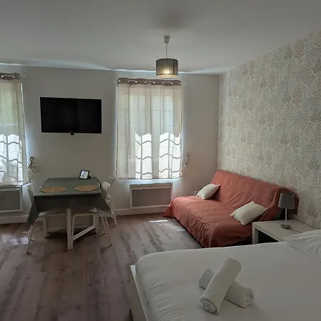 Studios Du Marche Au Bois