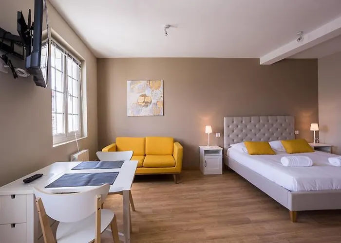 Du Marche Au Bois Appartement